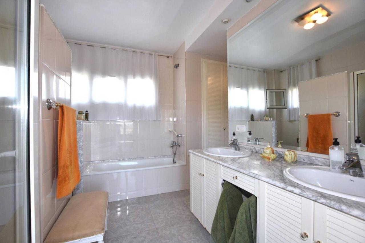 Вилла Torreta Of Gormaig, House With Swimming Pool Экстерьер фото