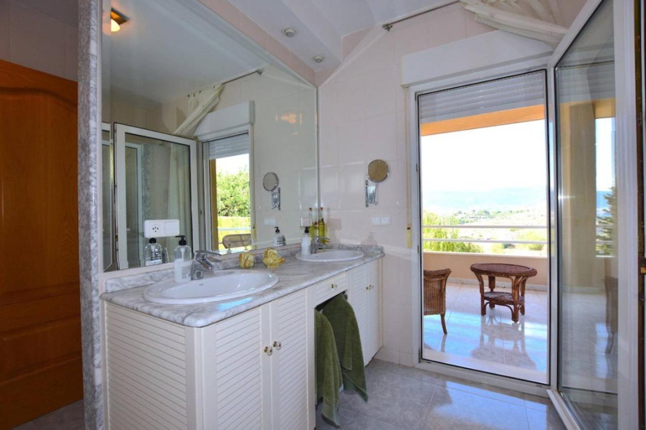 Вилла Torreta Of Gormaig, House With Swimming Pool Экстерьер фото